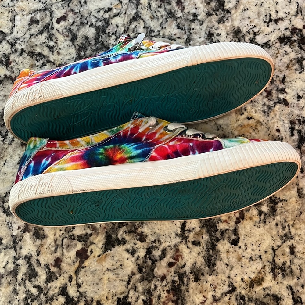 Blowfish Malibu Women's Tie-Dye Low Top Sneakers - Multicolor - Picture 15 of 15